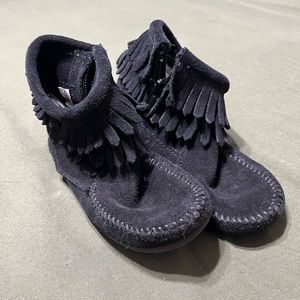 Minnetonka Moccasin Boots